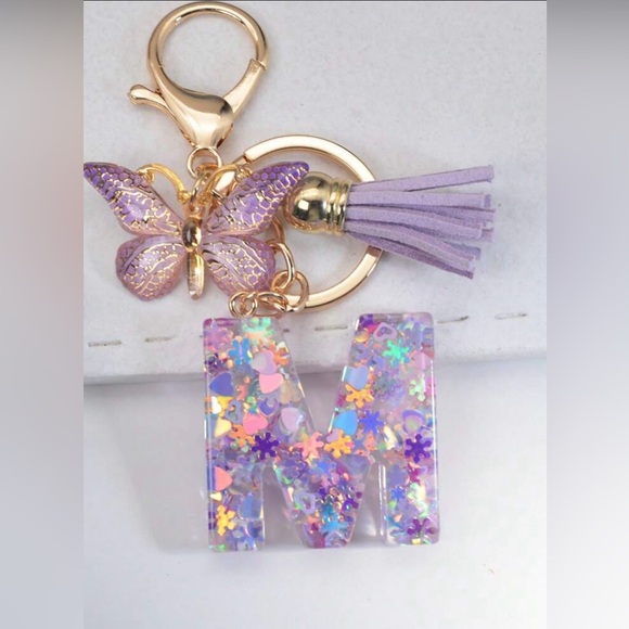 Resin Butterfly Letter Keychain: F, I, O, U, W, Y, Z - Picture 4 of 5